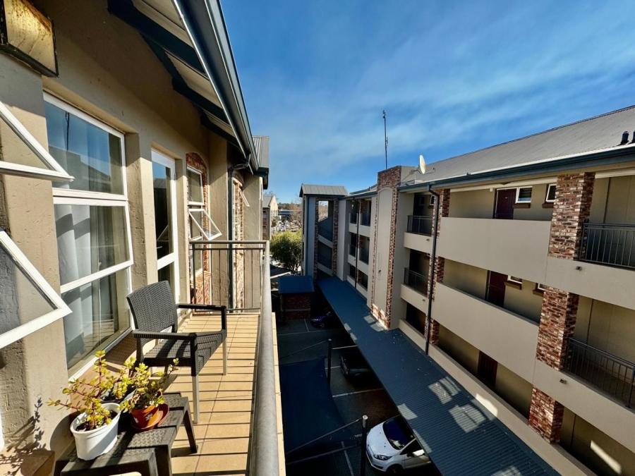 2 Bedroom Property for Sale in Van Der Hoff Park North West